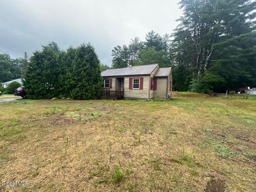 40 Mountain View Ln, Queensbury, NY, 12804-1025 | Card Image