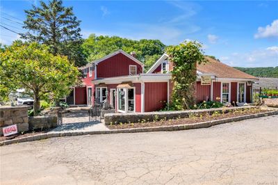 View of front of house | Image 1