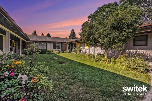 202 Bona Vista Dr Nw, Grand Rapids, MI, 49504-5993 | Card Image