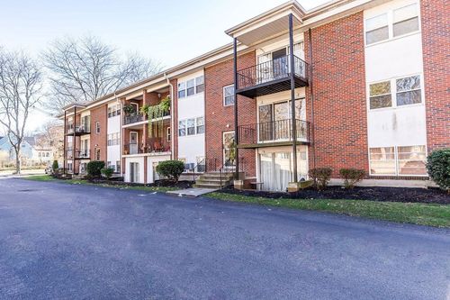 apt-42-36 Pleasant Dr, Stoughton, MA, 02072-2529 | Card Image