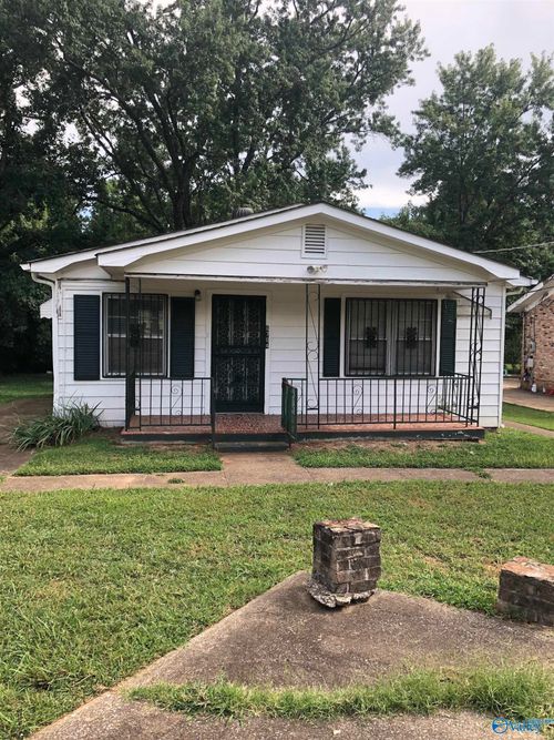 6704 Hollow Rd Nw, Huntsville, AL, 35810-1622 | Card Image