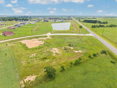5071 Timber Ridge Dr, Sealy, TX, 77474-2440 | Card Image