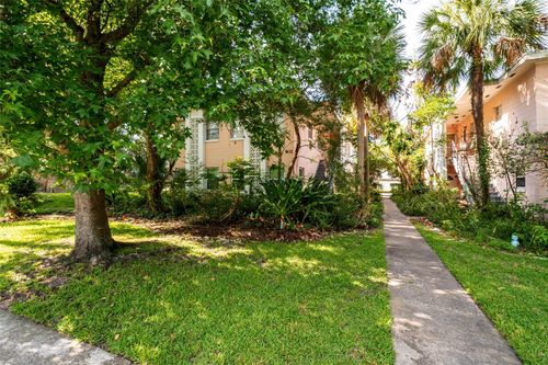 b-802 Rugby St, ORLANDO, FL, 32804-4954 | Card Image