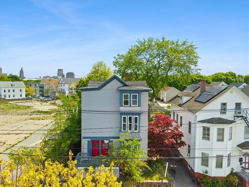 310 Orms St, Providence, RI, 02908-4918 | Card Image