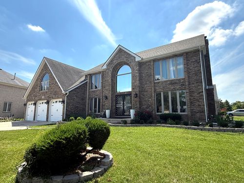198 N Catalpa St, Addison, IL, 60101-5243 | Card Image