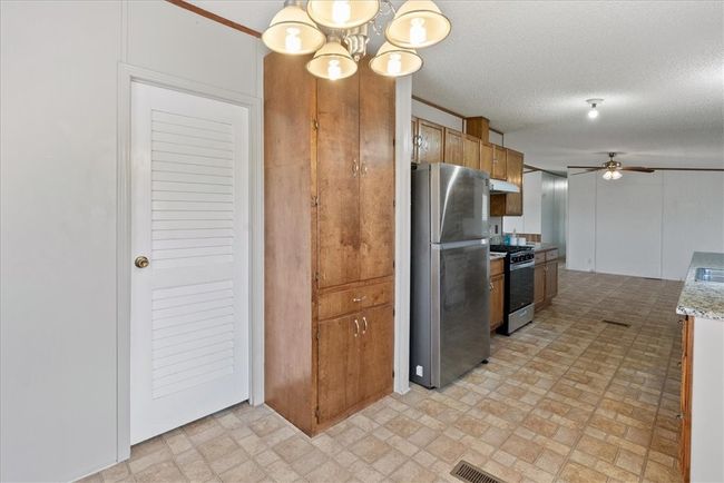 6032 Sundance Cir, House other with 5 bedrooms, 3 bathrooms and 2 parking in Mathis TX | Image 18