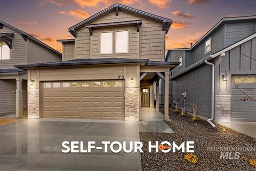 219 W Broyhill St, Meridian, ID, 83642-1388 | Card Image