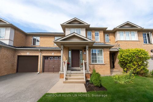 84 Grasslands Ave, Richmond Hill, ON, L4B4K5 | Card Image