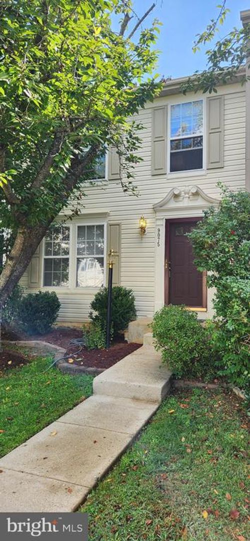 9075 Falcon Glen Ct, BRISTOW, VA, 20136-5740 | Card Image