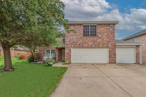 2020 Wellington Pt, Heartland, TX, 75126-8288 | Card Image