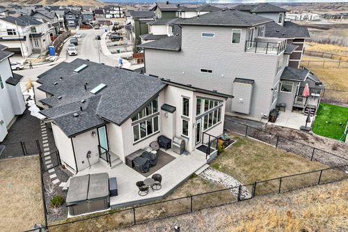 64 Walcrest View Se, Calgary, AB, T2X4G3 | Card Image