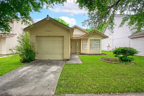 19527 Shady Bank Dr, Tomball, TX, 77375-7748 | Card Image
