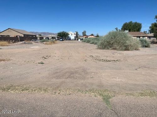 9847 S Kingman Dr, Mohave Valley, AZ, 86440-9436 | Card Image