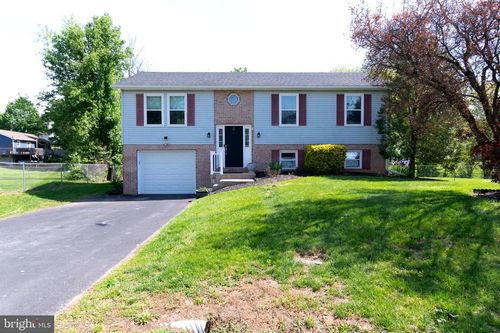 23 Silene Ter, MARTINSBURG, WV, 25404-3448 | Card Image