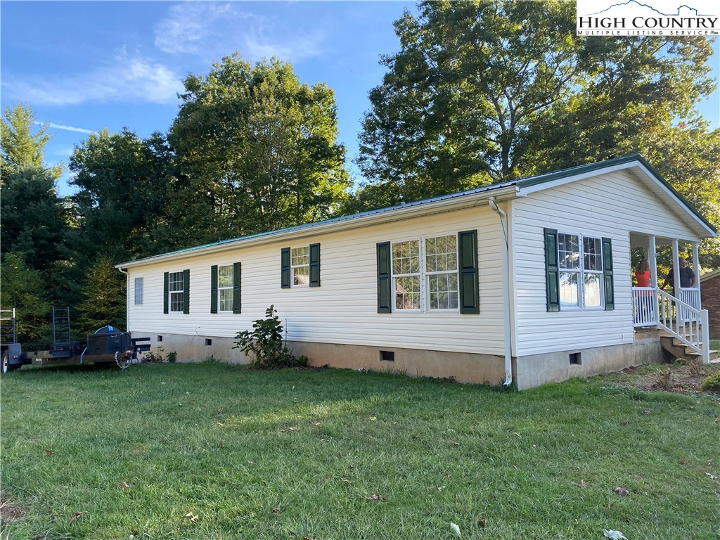 Garvey Rd, Piney Creek, NC 28663