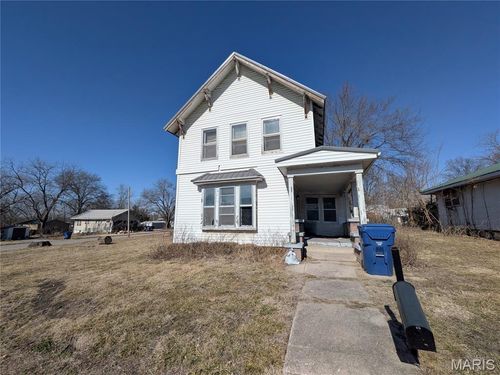 420 Smith St, BROOKFIELD, MO, 64628-1243 | Card Image