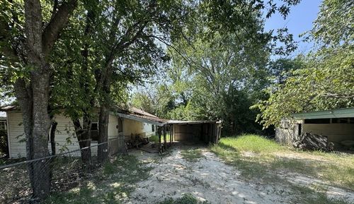210 Oak Run, Whitney, TX, 76692-4549 | Card Image
