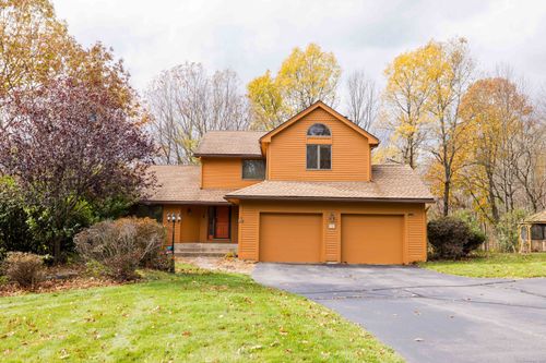 18 Clifford Ave, Tolland, CT, 06084-2535 | Card Image