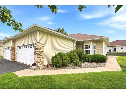 2310 Foxglove Way, Hudson, WI, 54016-8063 | Card Image