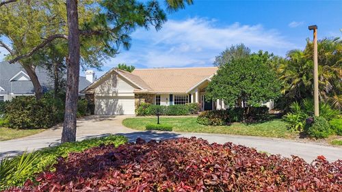 811 Arrowhead Ln, NAPLES, FL, 34108-8502 | Card Image
