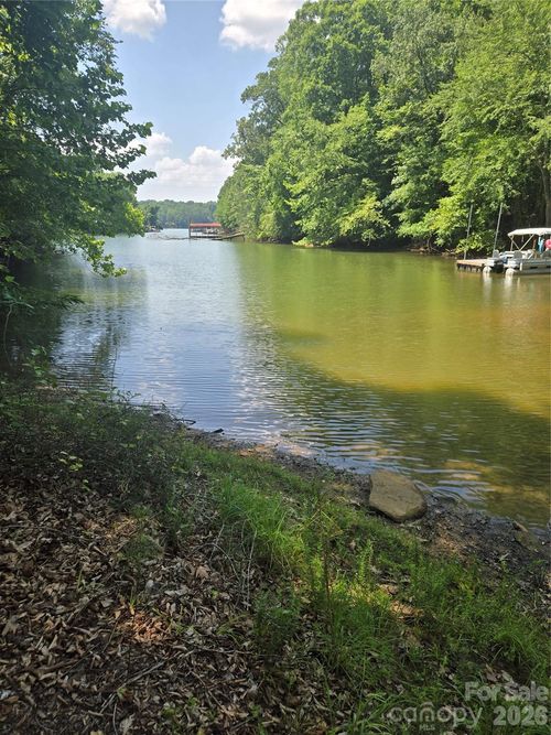 3-154 Oak Point Ln, Stony Point, NC, 28678-9046 | Card Image