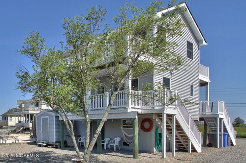 1255 W Mallard Dr, Manahawkin, NJ, 08050-4040 | Card Image