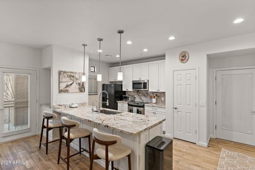 1071-11500 E Cochise Dr, Scottsdale, AZ, 85259-4905 | Card Image