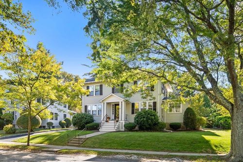 207 Slade St, Belmont, MA, 02478-2321 | Card Image