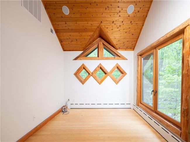 84 Homestead Trl, House other with 5 bedrooms, 4 bathrooms and null parking in White Lake NY | Image 7
