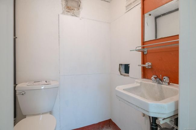 5843 Strathcona St, House other with 5 bedrooms, 3 bathrooms and 4 parking in Port Alberni BC | Image 54
