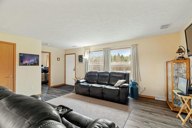 37161 39 Th Ave, House other with 4 bedrooms, 4 bathrooms and null parking in Paw Paw MI | Image 8