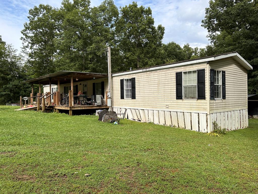 Trimmer Ln, Jamestown, TN 38556