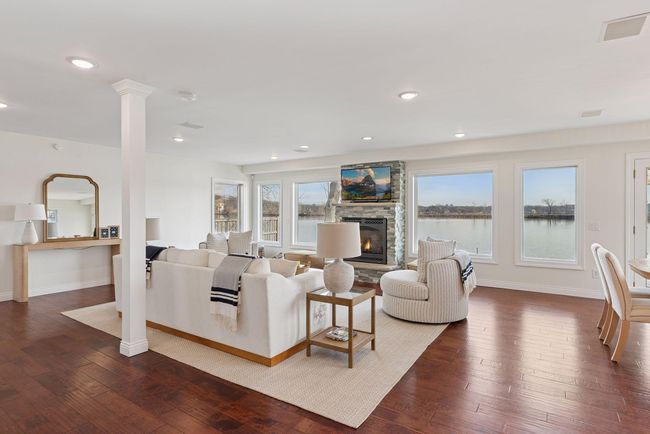 2807 Mckenzie Point Rd, House other with 3 bedrooms, 3 bathrooms and null parking in Wayzata MN | Image 13