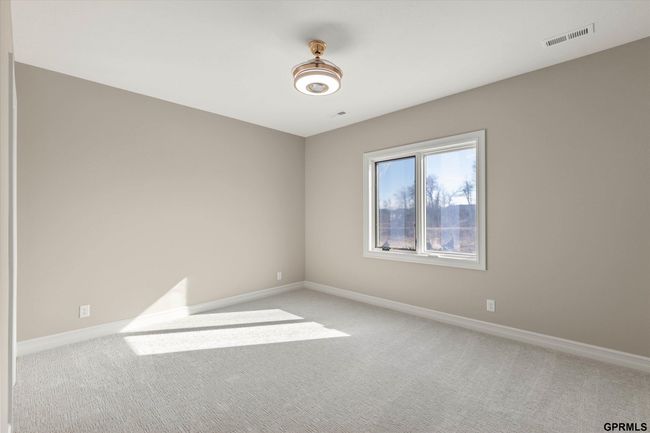 21859 B St, House other with 6 bedrooms, 4 bathrooms and 4 parking in Elkhorn NE | Image 36