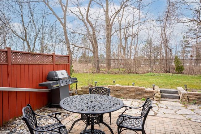 12 - 320 Hamilton Dr, Townhouse with 3 bedrooms, 3 bathrooms and 3 parking in Ancaster ON | Image 49