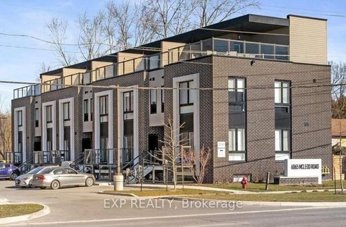 215-6065 Mcleod Rd, Niagara Falls, ON, L2G0Z7 | Card Image
