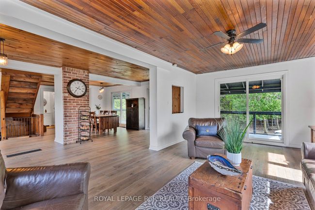 17329 Shaws Creek Rd, House other with 3 bedrooms, 2 bathrooms and 6 parking in Belfountain ON | Image 19