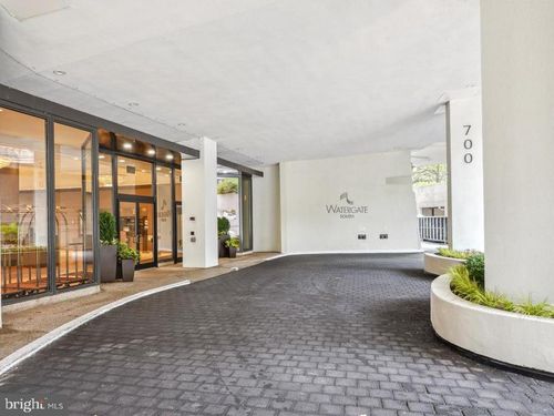 116-700 New Hampshire Ave Nw, WASHINGTON, DC, 20037-2407 | Card Image