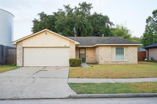 1007 E Belgravia Dr, Pearland, TX, 77584-2231 | Card Image