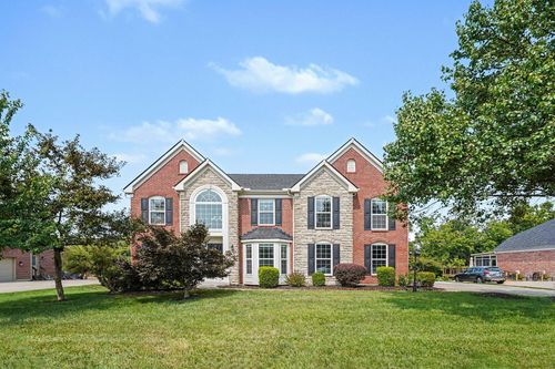 2324 Summerwoods Dr, Hebron, KY, 41048-8332 | Card Image