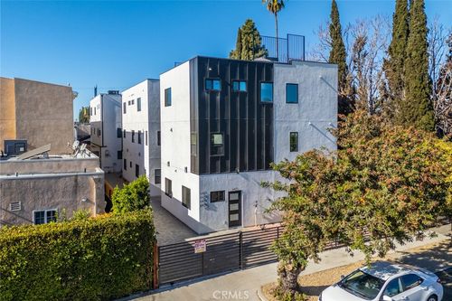 6421 Troost, North Hollywood, CA, 91606 | Card Image