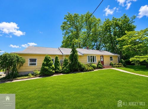 134 9th St, Piscataway, NJ, 08854-1512 | Card Image