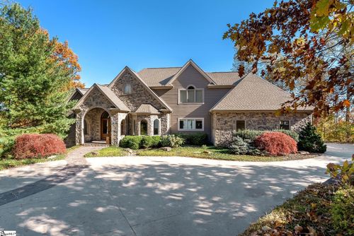 39 The Cliffs Pkwy, Landrum, SC, 29356-3223 | Card Image