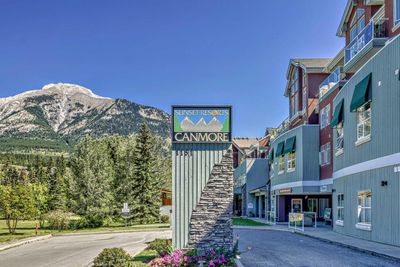 231 - 1151 Sidney St, Condo with 2 bedrooms, 2 bathrooms and 1 parking in Canmore AB | Image 1