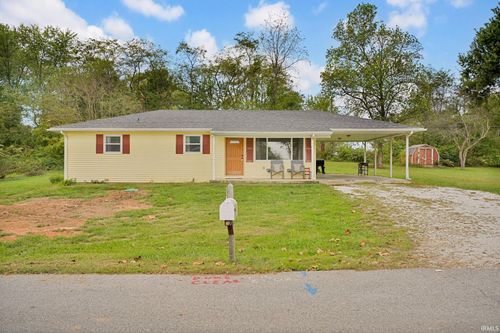 105 N Oak St, Orleans, IN, 47452-9265 | Card Image