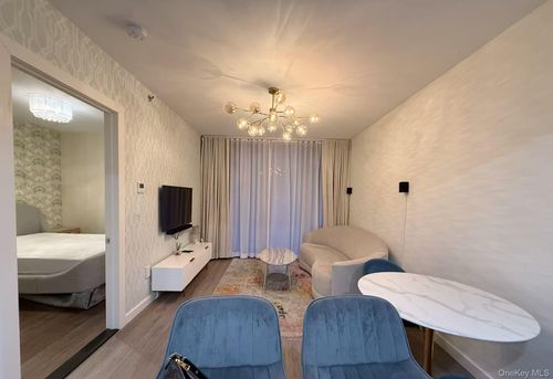 3j-14427 Sanford Ave, Flushing, NY, 11355-1654 | Card Image