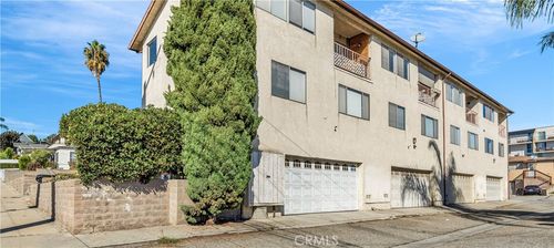 824 W 6th St, San Pedro, CA, 90731-3068 | Card Image