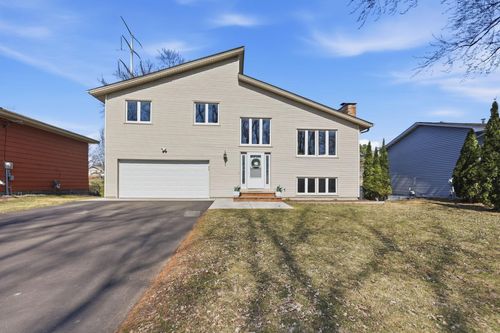 2382 Erin Court, New Brighton, MN, 55112 | Card Image