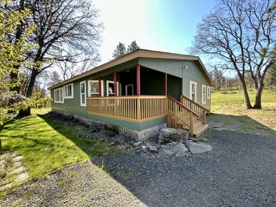 78900 Wolf Run Rd, House other with 4 bedrooms, 2 bathrooms and 2 parking in Dufur OR | Image 2