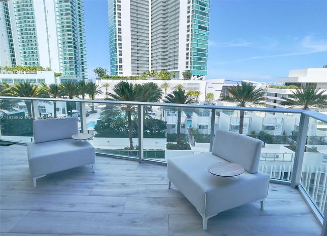 UNIT-909 - 851 Ne 1 St Ave, Condo with 3 bedrooms, 3 bathrooms and null parking in Miami FL | Image 25